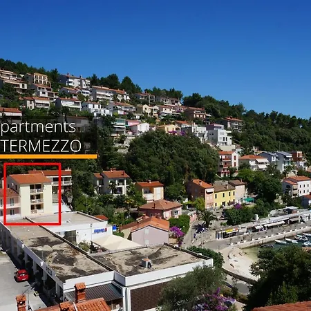 Michelle - Intermezzo With Sea View *