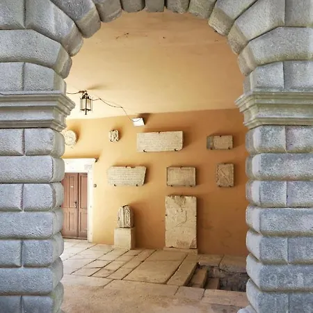 Michelle - Intermezzo With Sea View Apartman *