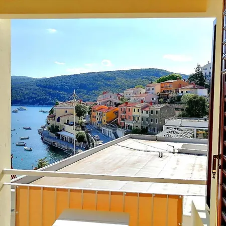 Michelle - Intermezzo With Sea View * Рабац