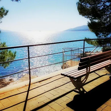 Апартаменты Michelle - Intermezzo With Sea View Рабац