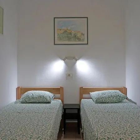 Michelle - Intermezzo With Sea View Рабац