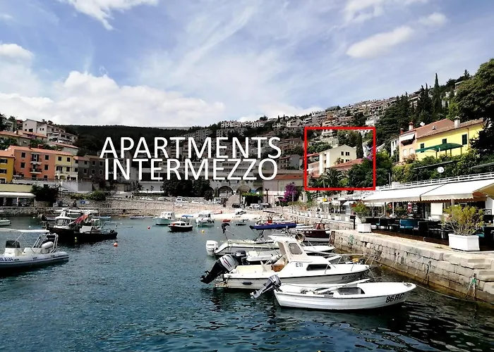 Michelle - Intermezzo With Sea View Rabac