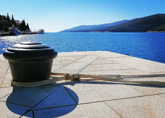 Michelle - Intermezzo With Sea View Lejlighed *