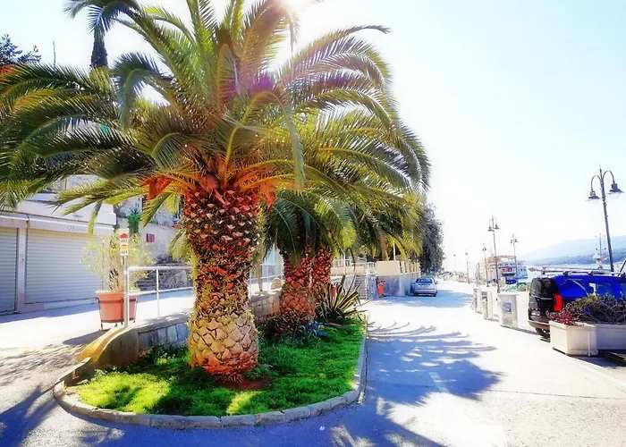 Michelle - Intermezzo With Sea View *