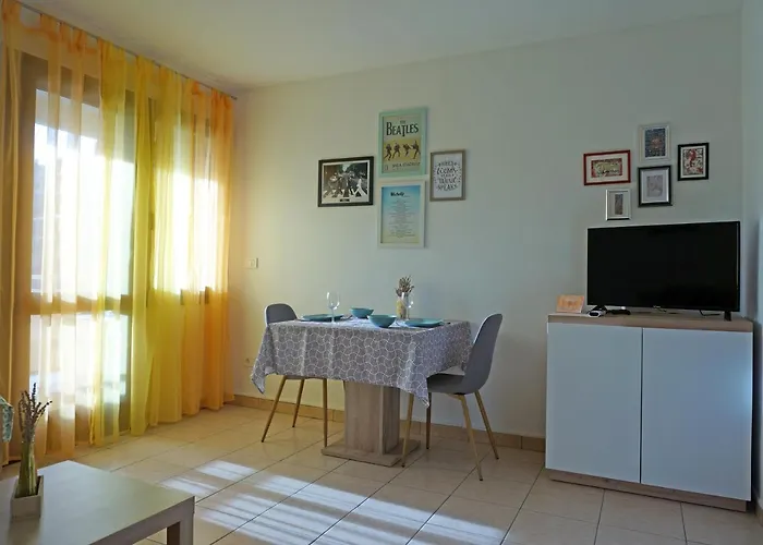 Lejlighed Michelle - Intermezzo With Sea View *