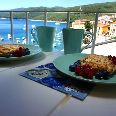 Michelle - Intermezzo With Sea View *