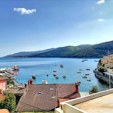 Michelle - Intermezzo With Sea View Rabac